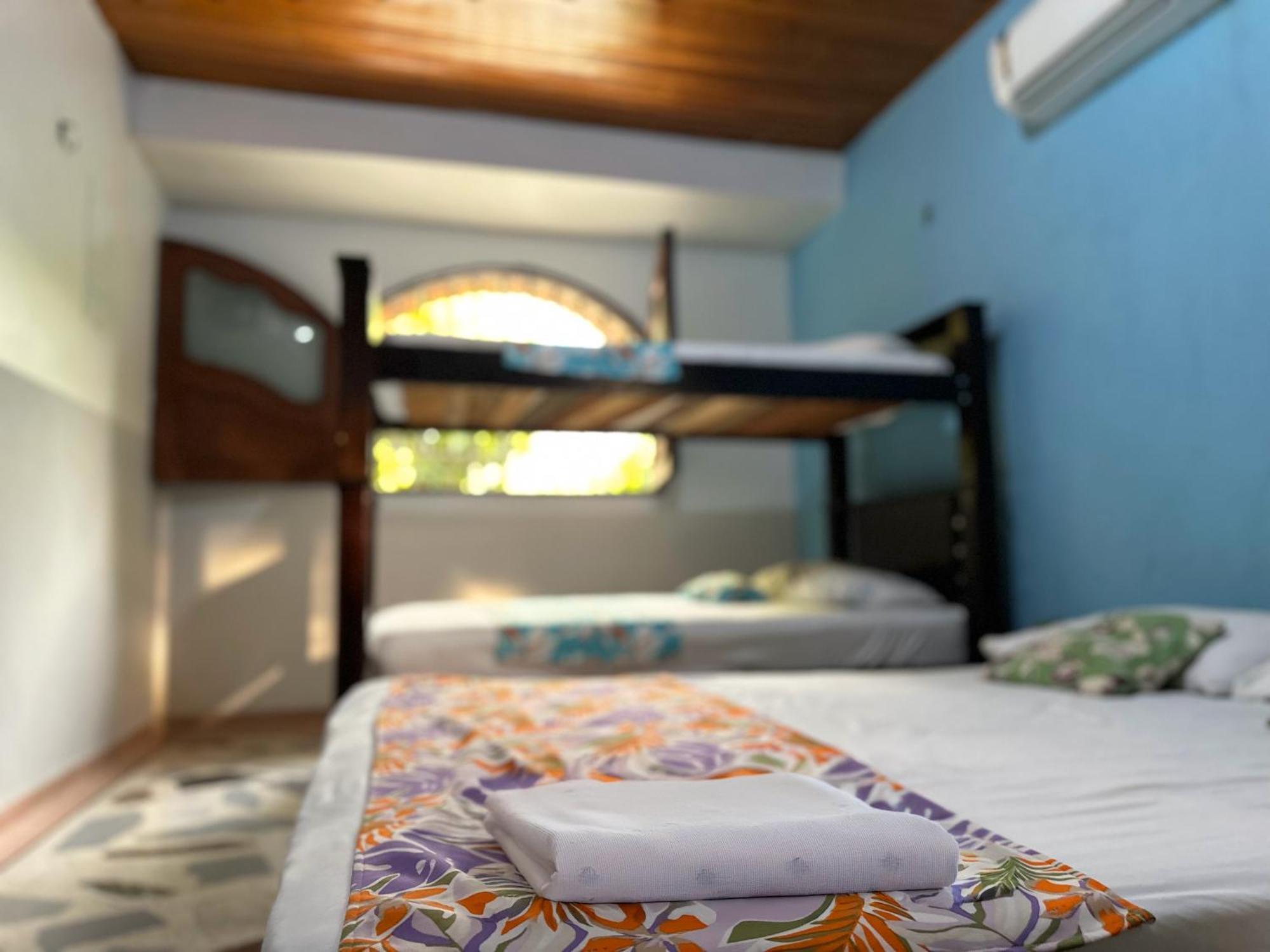 Tia Chela Hostel Santa Marta  Zewnętrze zdjęcie